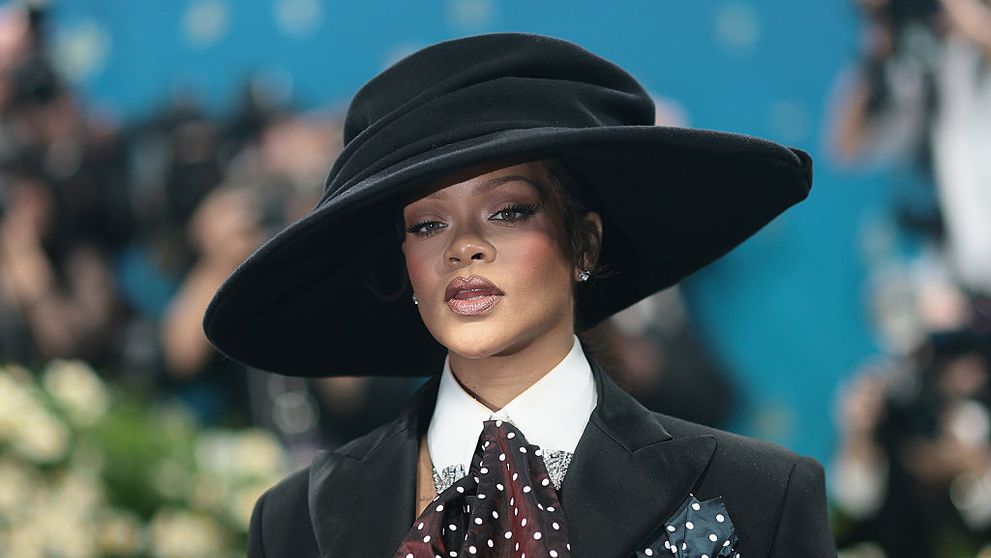 Cum a reușit Rihanna să scape cu viață după clipele de groază prin care a trecut. Focuri de armă au fost trase în casa ei: Modul prin care vedeta a fentat moartea