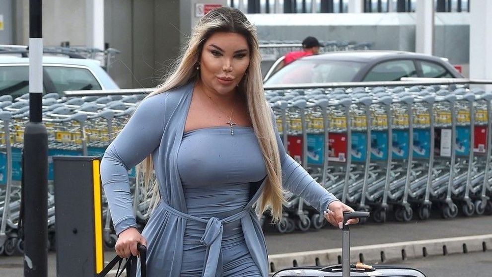 Rodrigo Alves, apariție incendiară pe aeroport. Cum a fost surprinsă vedeta care vrea să se transforme în femeie