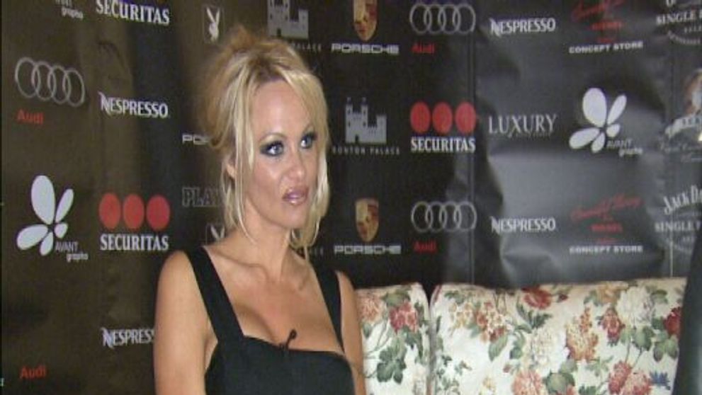 Pamela Anderson, pe Happylica! FOTO