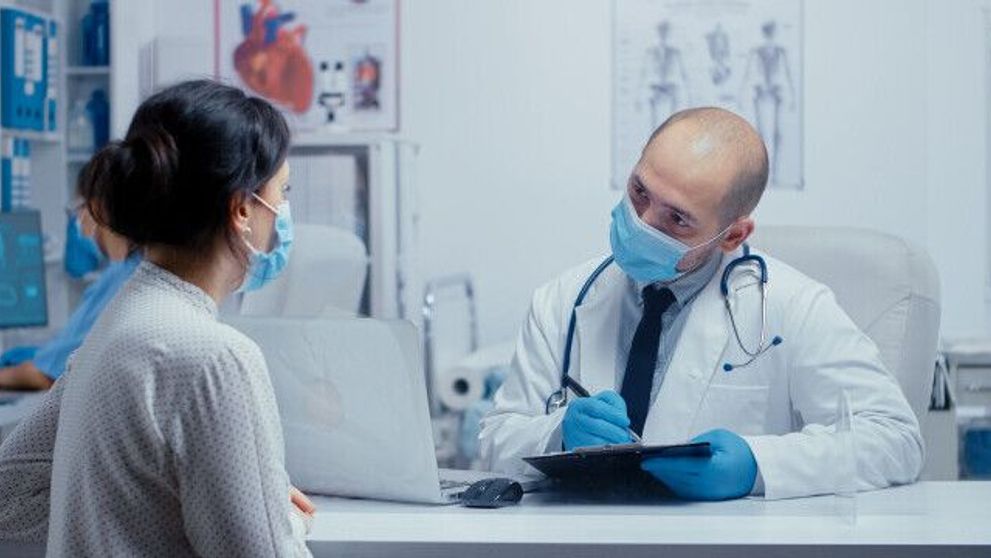 (P) Dr. Ion Coteț: Avem frecvent cazuri de cancer cutanat în stadii mai avansate de evoluție prin neprezentarea la specialist