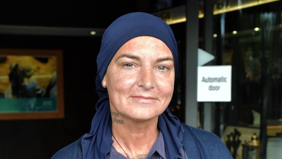 Sinead O’Connor s-a convertit la islam, iar acum își cere scuze după ce a declarat că 