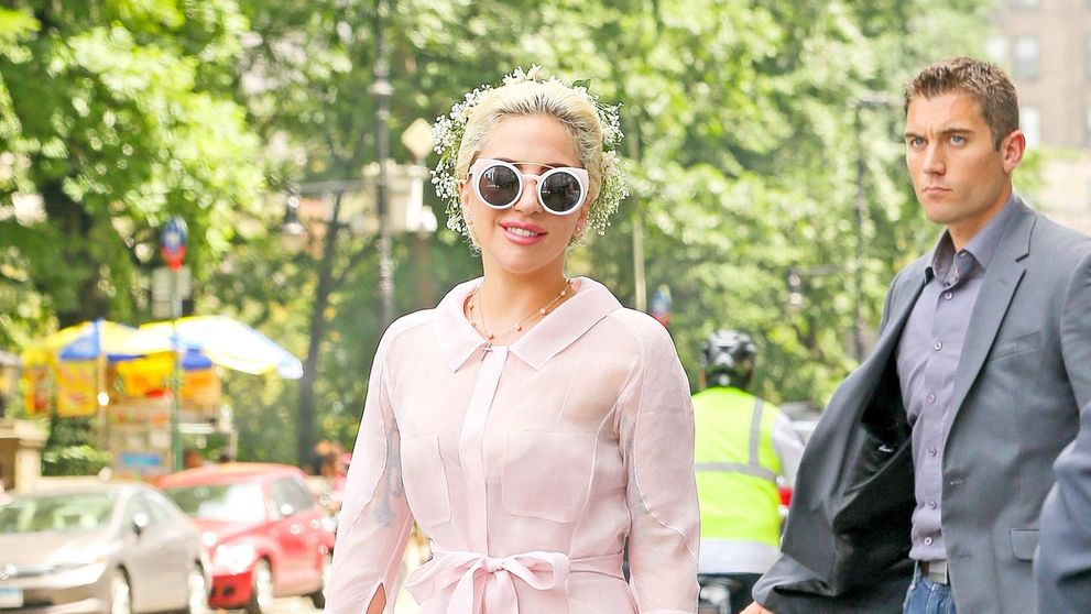 Aparitie total neasteptata pentru Lady Gaga. Cum arata tinuta in care nimeni nu si-o imagina, dar mai ales masina pe care o conduce