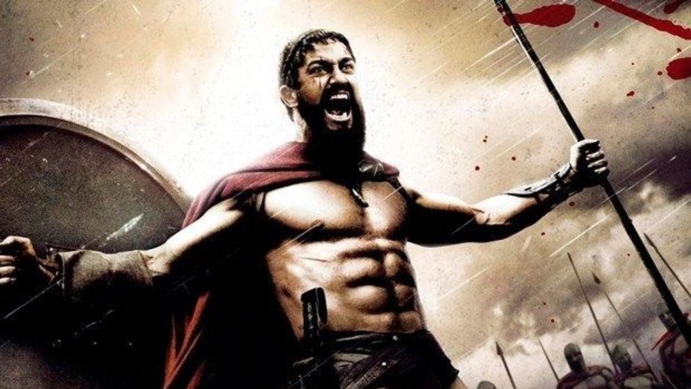 Gerard Butler, la 13 ani de la 300 – Eroii din Termopile. Cum arată în prezent abdomenul lui FOTO PAPARAZZI