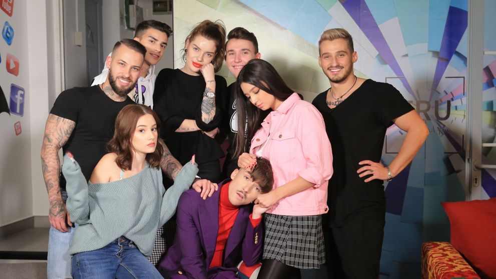 PROTVPlus.ro lansează serialul Viața bate vlogul!