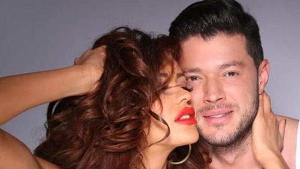 Bianca Dragusanu si Victor Slav s-au distrat pana dimineata in club. Uite cum s-au lasat fotografiati  