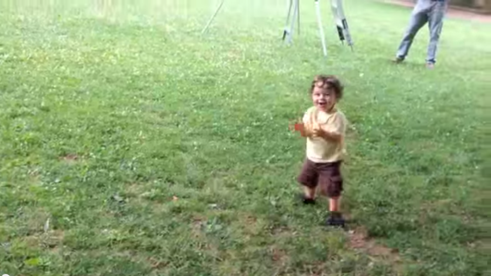 Ce a reusit sa faca acest bebelus te va lasa fara cuvinte. Parintii nu s-au asteptat la asa ceva