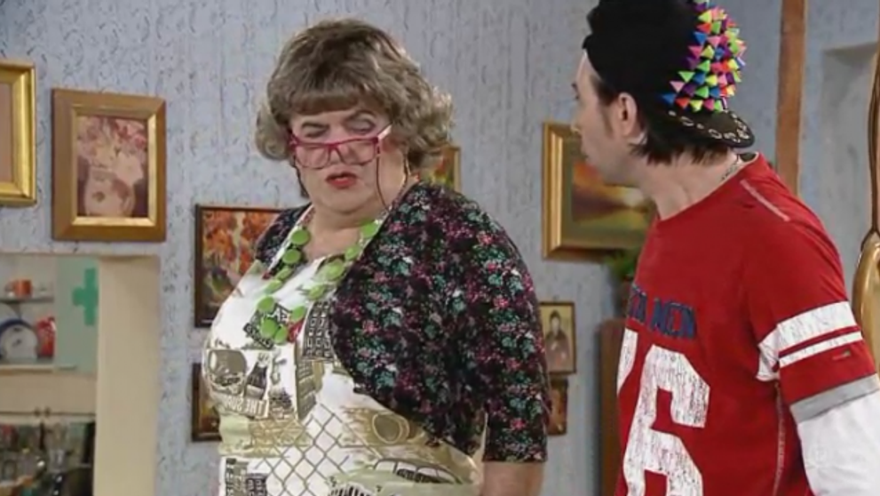 Tanti Florica descopera mirajul socializarii pe Facebook! Nu pierde un nou episod, miercuri, de la 22.00, la ProTV