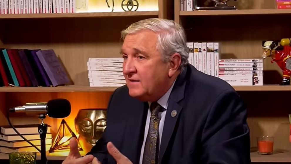 Chirurgul Mircea Beuran, totul despre simptomele tăcute ale cancerului și pericolele din frigider. La ce oră trebuie luată ultima masă a zilei