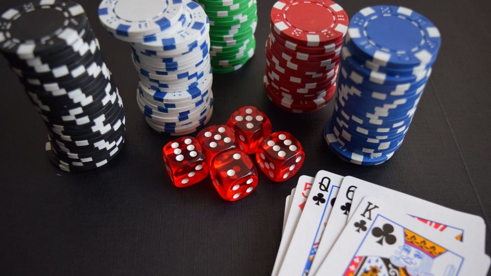 (P) De ce să joci doar la cazinouri online licențiate