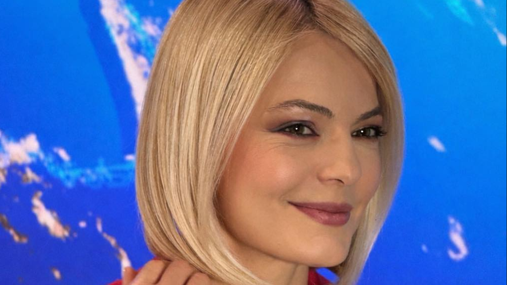 Ce pregătește Lavinia Petrea de Paște: Drob de pui ”ca acasă” și ouă vopsite în coji de ceapă