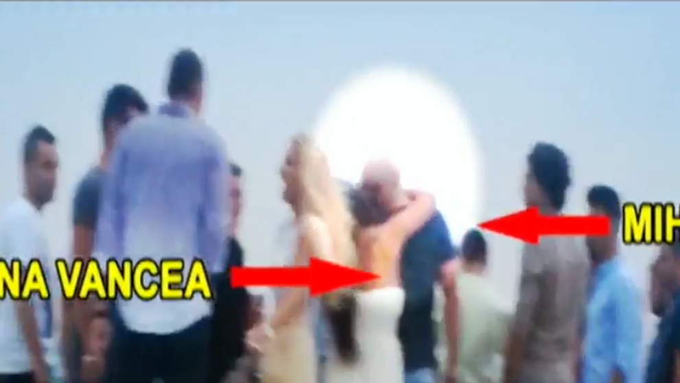Au mutat iubirea de pe net pe plaja