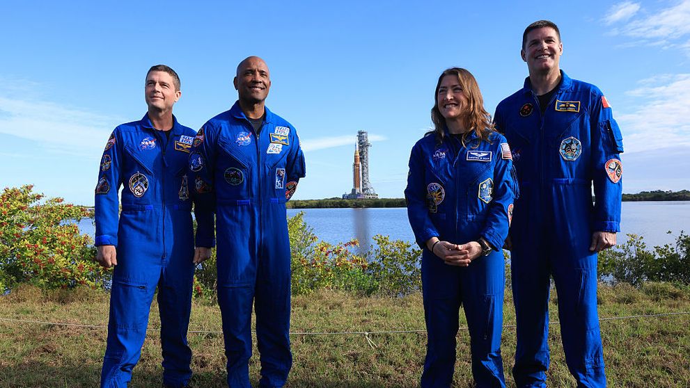 De ce NU aterizează astronauții pe Lună acum, dar de ce această misiune e totuși crucială