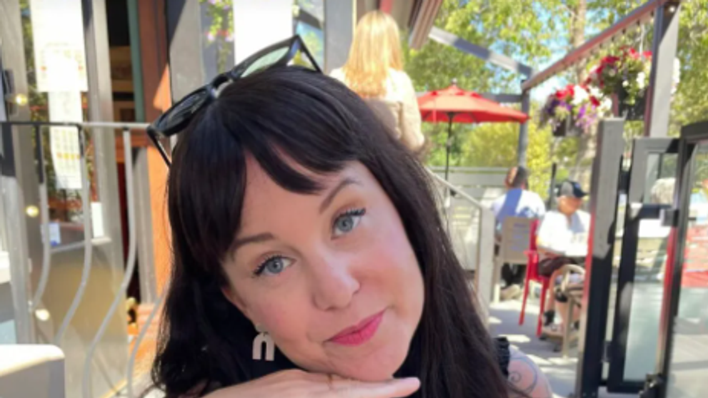 Rebecca Luna a murit la 49 de ani, după ce a apelat la MAID. Ultimul mesaj pentru fani este sfâșietor