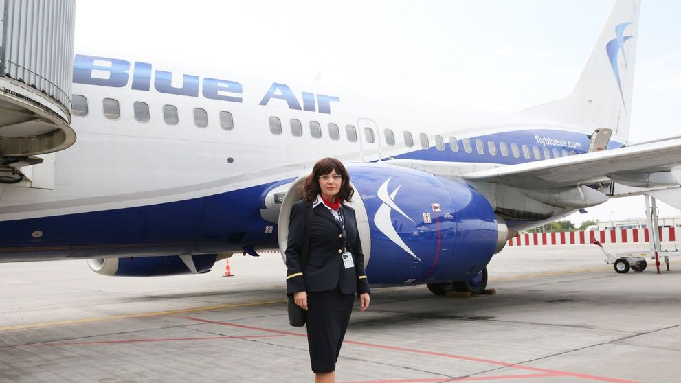 Secretele meseriei de stewardesă dezvăluite în emisiunea Șef sub acoperire