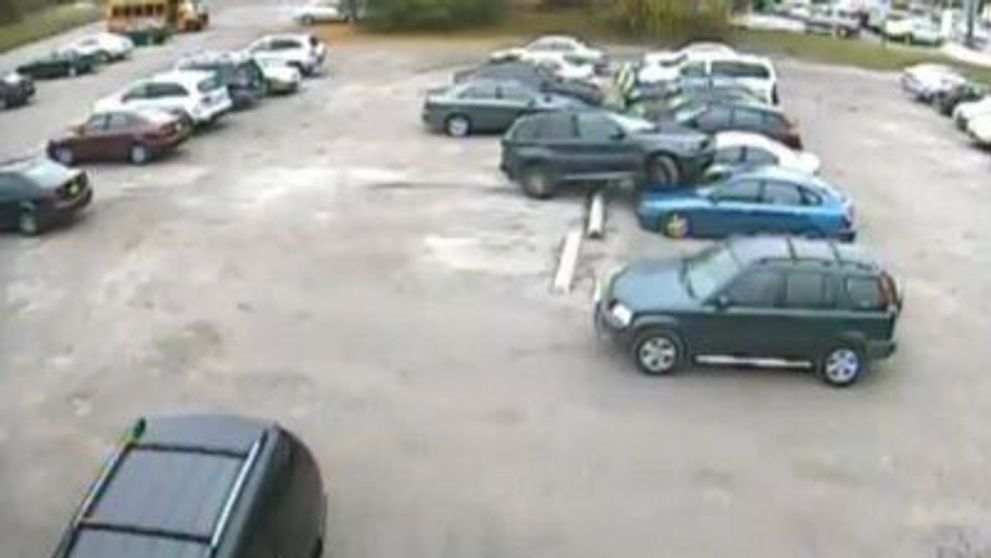 Mori de ras! Top 10 cele mai dezastruoase parcari puse pe internet. VIDEO