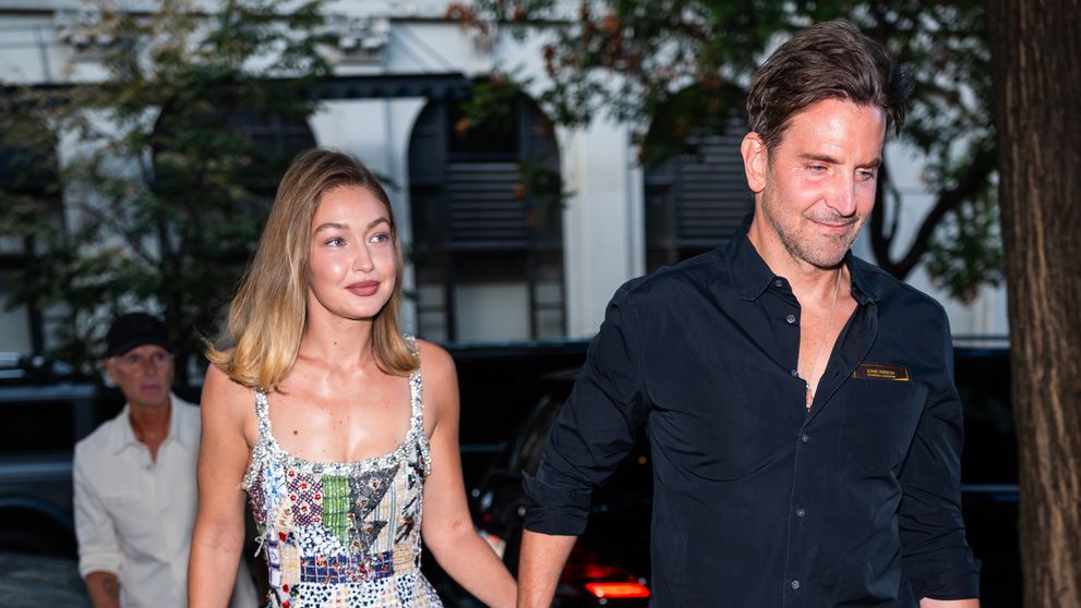 Bradley Cooper ezită să o ceară de soție pe Gigi Hadid din cauza grijilor financiare: „E stresat de avocați și de contractele prenupțiale”