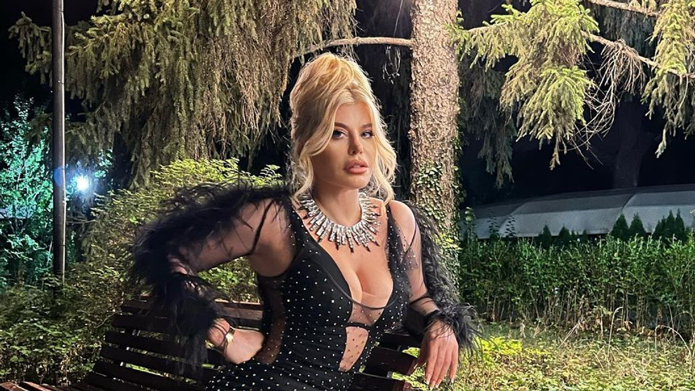 Loredana Groza, răvășitoare alături de fiul lui Alain Delon și Mickey Rourke. Cei trei filmează împreună, în România