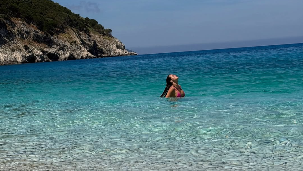 Raluka, vacanță de vis în Grecia. Imaginile spectaculoase cu care a făcut furori pe internet: „Ești superbă!”