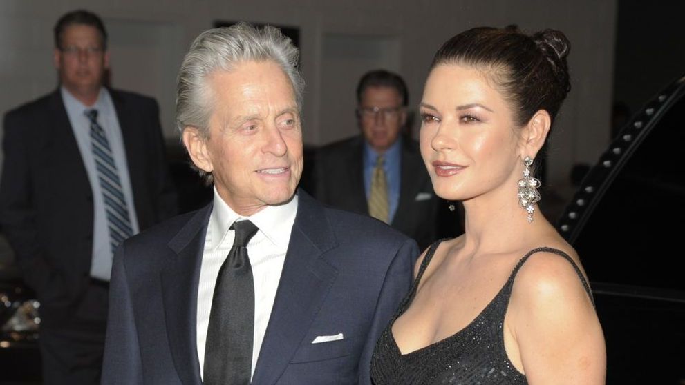 Era o fetita dragalasa, acum e o adolescenta superba. Cum arata fiica lui Michael Douglas si a lui Catherine Zeta Jones