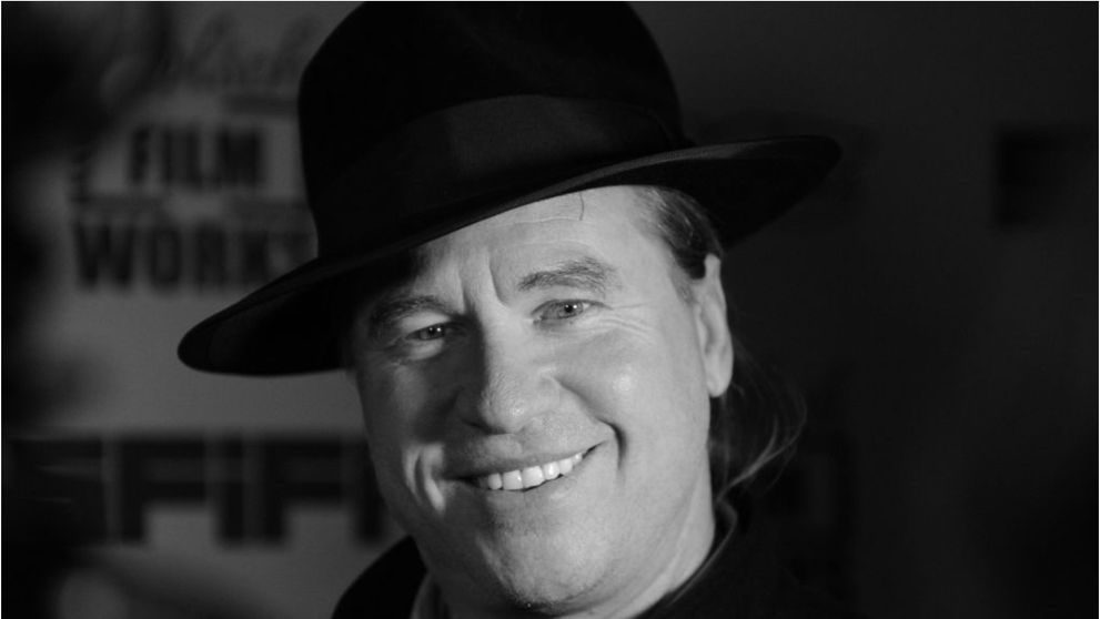 Ce avere avea Val Kilmer la momentul morții sale. Doar pentru rolul din „Batman Forever” a încasat 7 milioane de dolari în urmă cu 30 de ani
