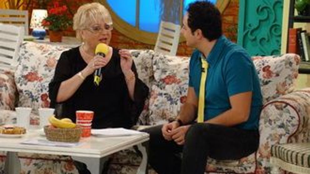 Mirabela Dauer la ”Happy Hour”: 
”9 ani am fost calcata in picioare de fostul sot”