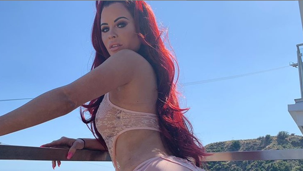 Carla Howe, modelul Playboy care s-a iubit cu Mario Balotelli, face furori pe străzile din Londra