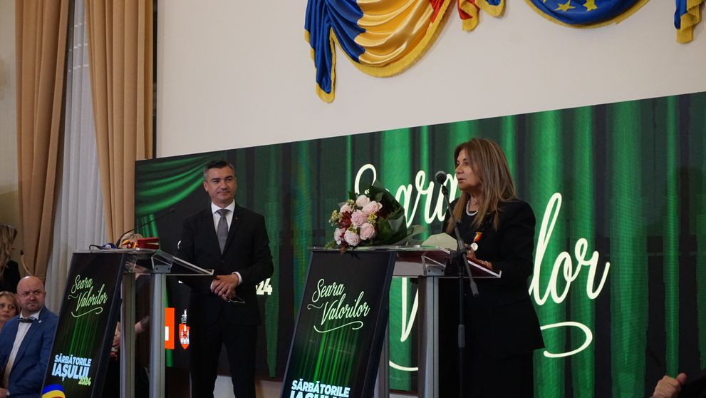 Irina Schrotter, desemnată cetățean de onoare al Iașului. Organizatoarea Romanian Creative Week a anunțat o premieră în industria modei, în 2025, la festivalul de fashion din capitala Moldovei