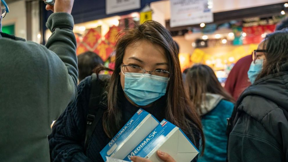 Ce să NU faci în caz că ești infectat cu coronavirus. Greșeala fatală care îți poate face mult rău