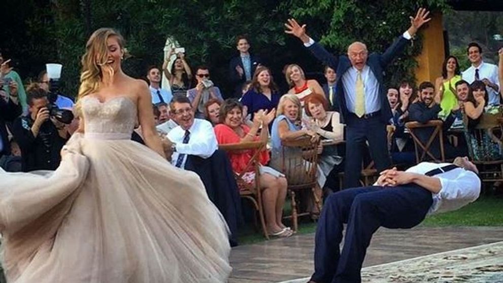 S-a casatorit cu un magician si a avut parte de surpriza vietii ei. Ce a facut mirele chiar in mijlocul petrecerii