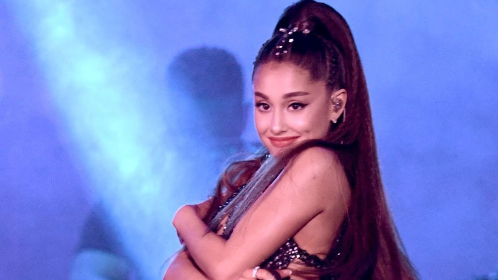Ariana Grande a bătut recordul mondial la vizualizări pe YouTube în 24 de ore