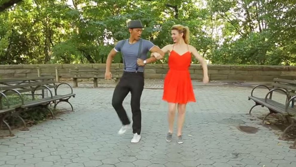 A crezut ca filmeaza un videoclip alaturi de iubit sau, insa adevarul era altul. Ce s-a intamplat cand muzica s-a oprit