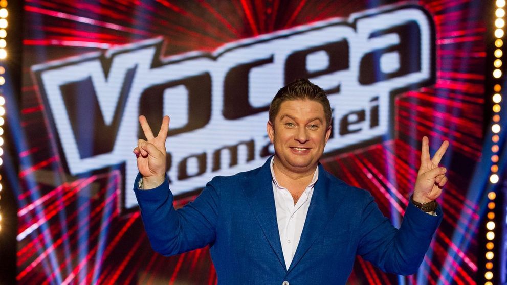 Pavel Bartos se pregateste intens sa arbitreze prima editie de dueluri, in aceasta vineri la Vocea Romaniei!