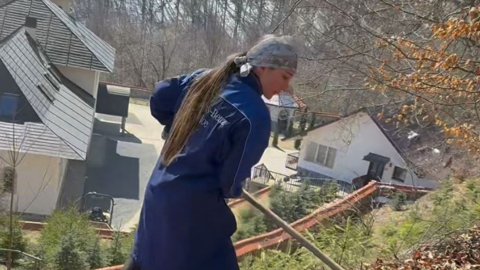 O fostă concurentă de la Survivor a lucrat două zile la o mănăstire, ca să ia o pauză de la tot și să găsească liniștea: „În ultima perioadă m-am forjat la maxim și i-am dat puțină daună creierului meu”