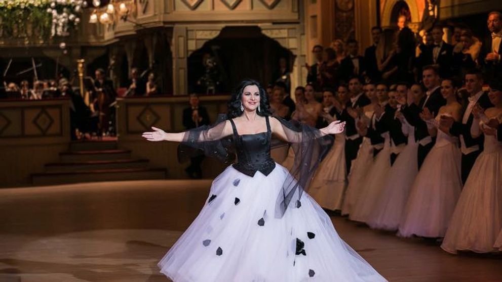 Soprana Angela Gheorghiu - 35 de ani de carieră internațională și aniversarea zilei de naștere, într-un concert grandios,  pe 7 septembrie, la Arenele Romane din București