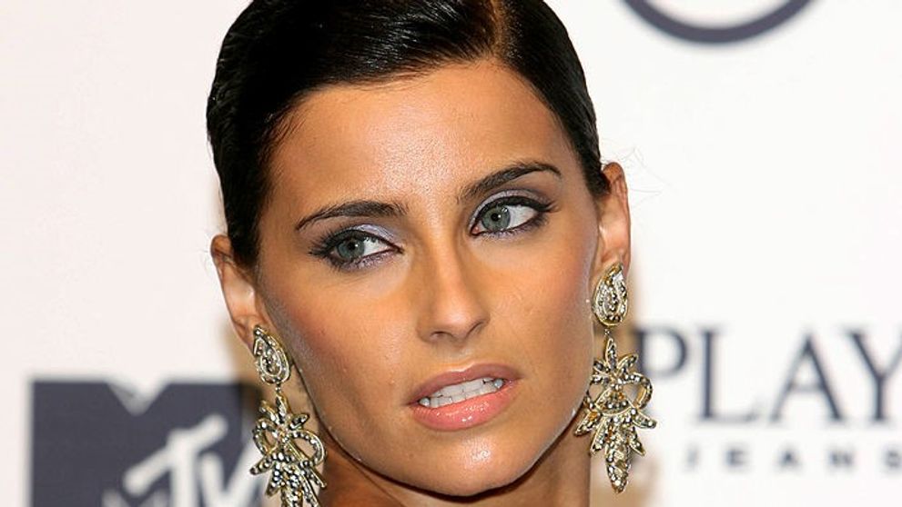 La începutul anilor 2000 făcea furori cu piesele „I’m Like a Bird” și „Promiscuous”. Cum arată acum Nelly Furtado, după o pauză din viața artistică