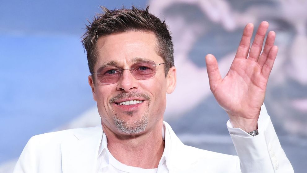 Brad Pitt are o nouă iubită? Aceasta este guru spiritual