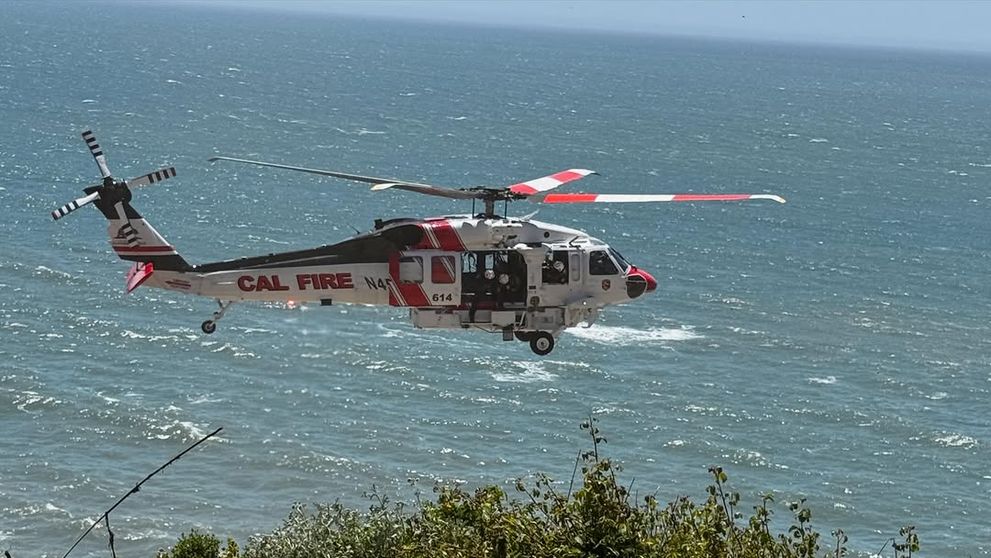 Două tinere, de 20 și 21 de ani, au murit după ce au adormit pe plajă! Au fost trase în ocean de un val ucigaș. Declarațiile martorilor șocați