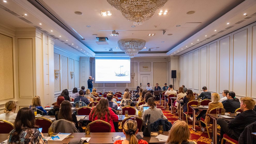 (P) Digital Marketing Forum 2026 prezintă două masterclassuri intensive dedicate AI și Performance Marketing
