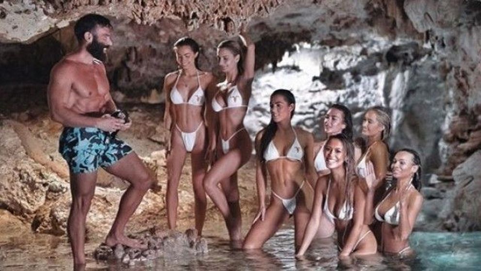 Dan Bilzerian, autobiografie controversată. ”Este o operă de artă”
