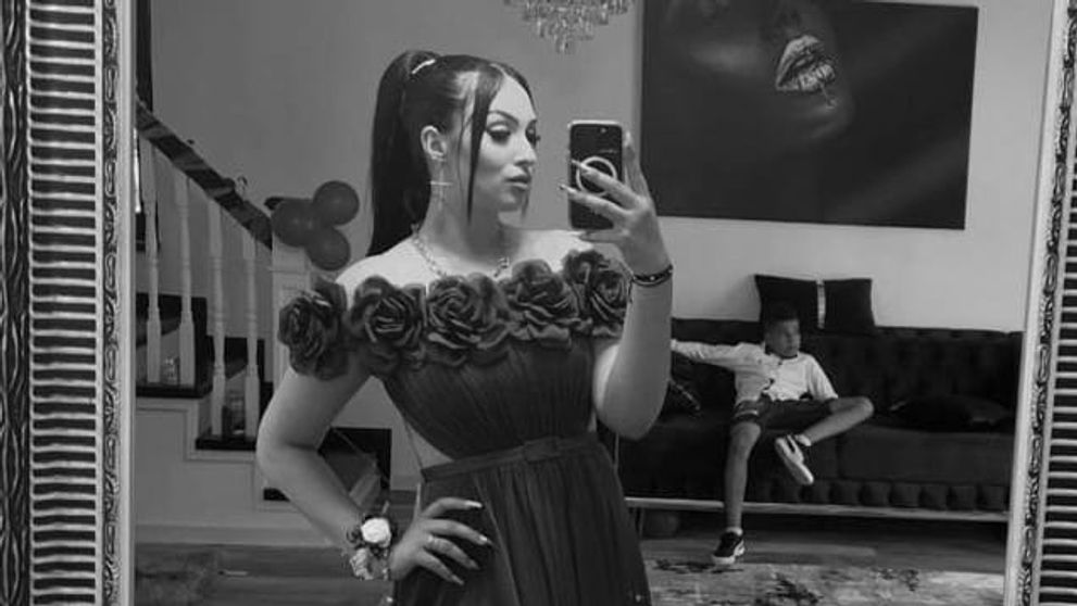 Ea este Sonia, tânăra de 19 ani care a murit după ce a intrat cu mașina într-un TIR, pe străzile din Mehedinți! Fata își sărbătorise ziua de naștere cu doar două săptămâni în urmă