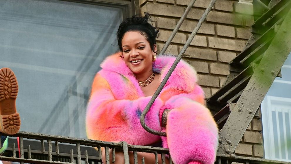 Rihanna, caviar la micul dejun după un nou succes în afaceri. „Te dai mare”