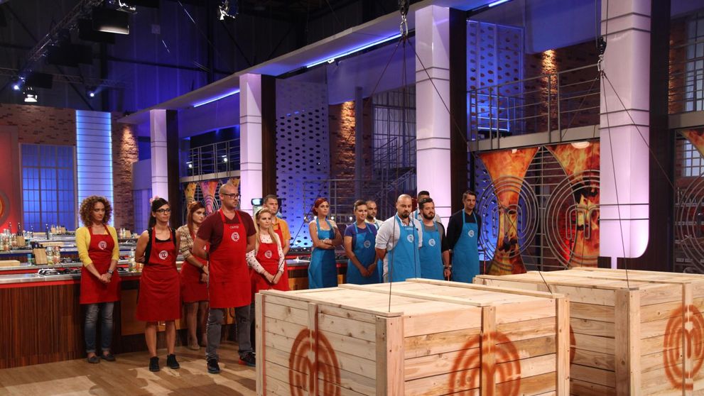Concurentii MasterChef au gatit aseara pentru 200 de copii