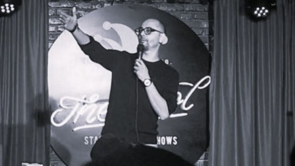 Un celebru comediant din România a murit! Anunțul a fost făcut public în urmă cu puțin timp: „Păcat, atât de tânăr!”