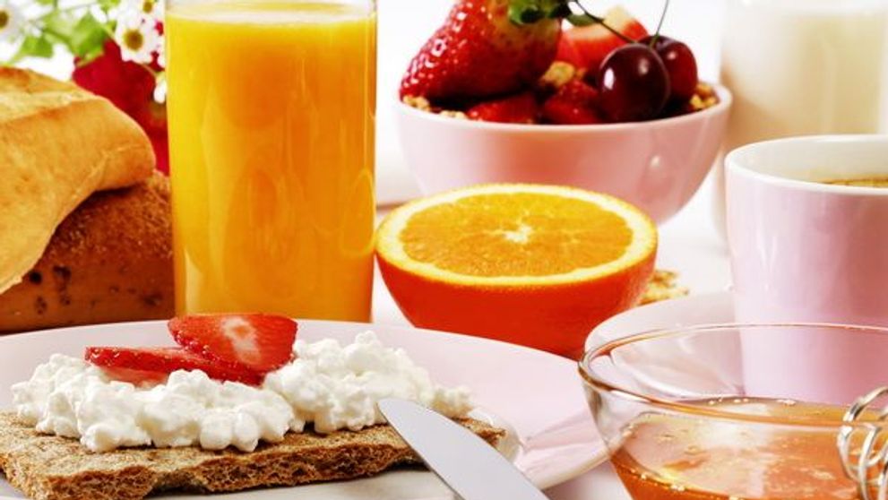 10 idei simple pentru un mic dejun delicios si sanatos