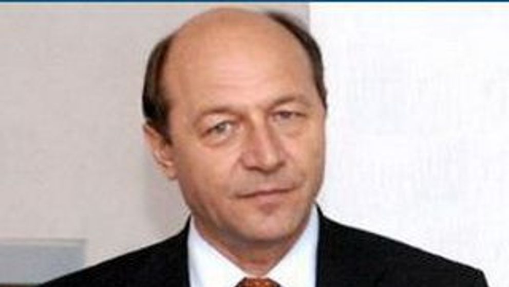 Traian Basescu: 