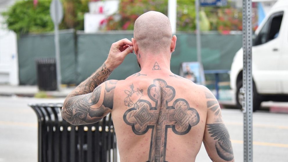 A crescut în lux, cu părinți celebri și principii stricte, dar drogurile l-au adus la marginea prăpastiei. Cine e fiul rătăcitor de la Hollywood