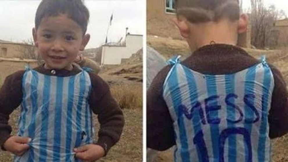 Baietelul afgan, devenit star pe internet cu cel mai original tricou al lui Messi, si-a intalnit in sfarsit idolul 
