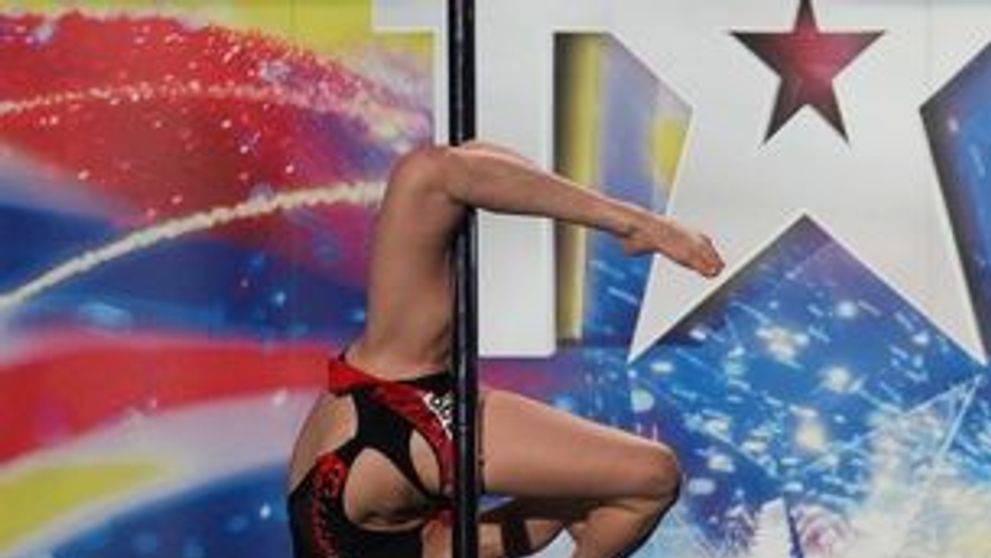 Madalina Felea gimnasta care a dansat la bara VIDEO PRO TV 