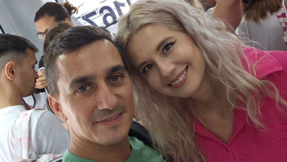 S-au căsătorit în mare secret! Primele imagini de la cununia civilă a lui Marian Drăgulescu cu Simona