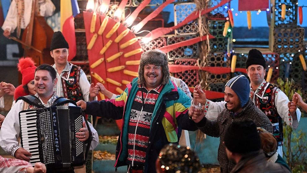Naționala de comedie e la datorie! Astăzi, de la ora 20:30, un episod special Las Fierbinți!